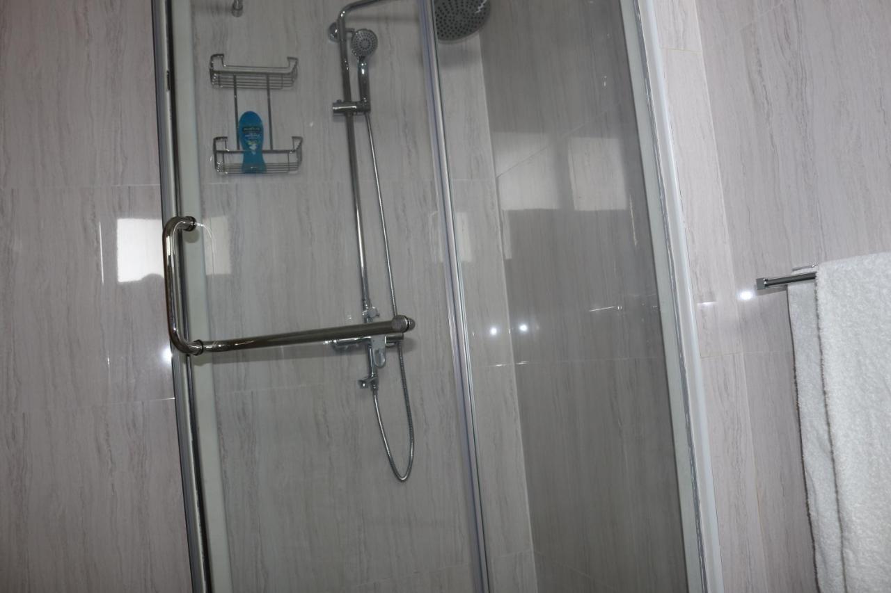 Tama'S Holiday Apartment Виктория Экстерьер фото