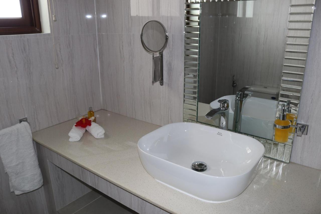 Tama'S Holiday Apartment Виктория Экстерьер фото